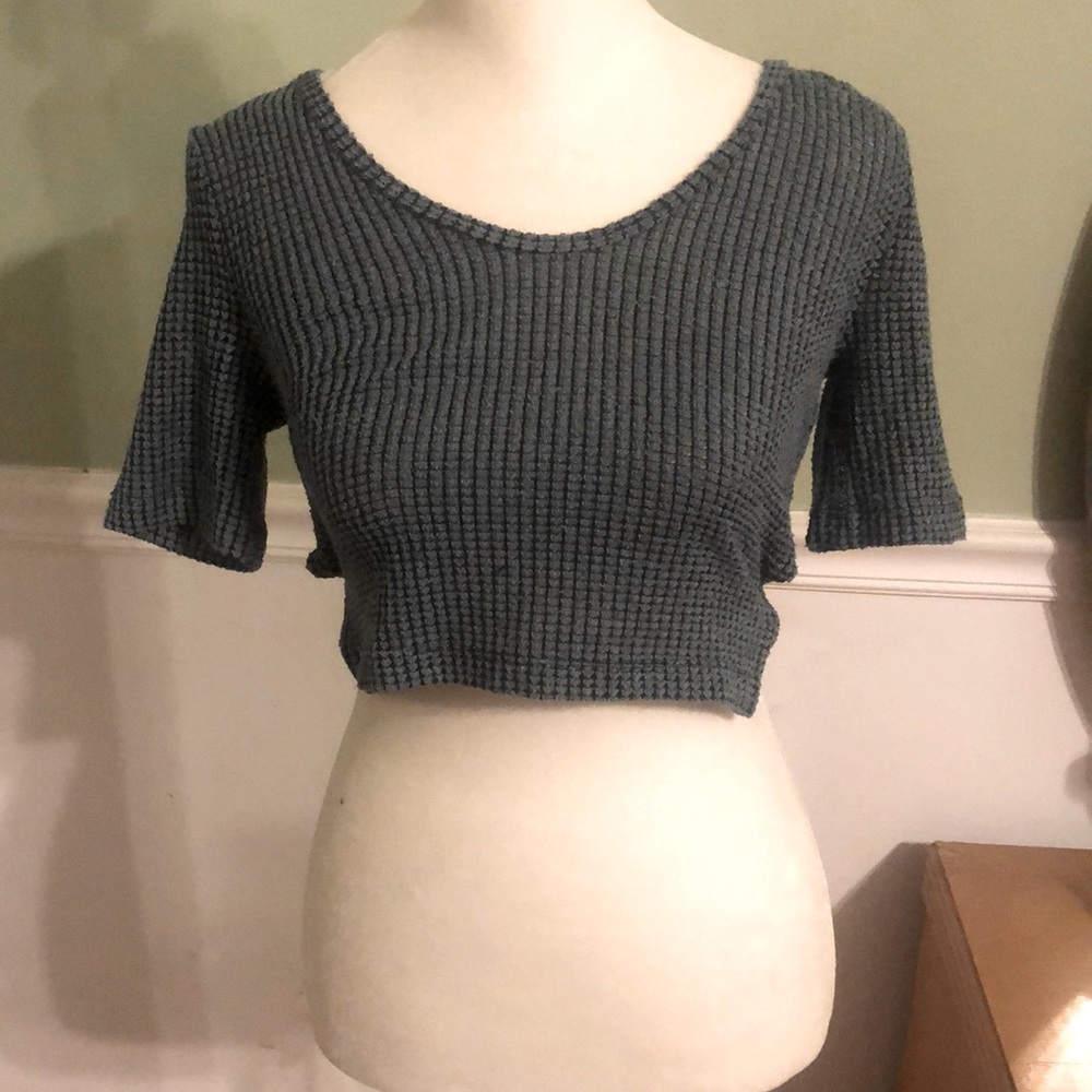 Silence and noise crop top with tie in the back